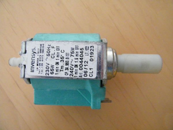 Gebrauchte Invensys Pumpe CP3A - hellblau